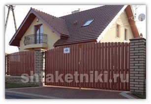 Штакетник для забора под дерево в Саратове